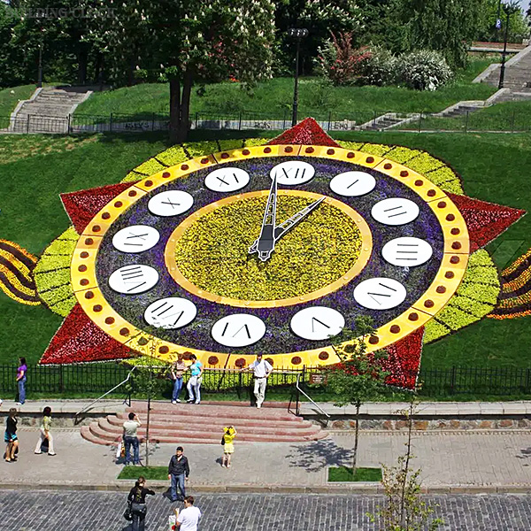 Giant Floral Clock for Civic Squares & Landmark Parks